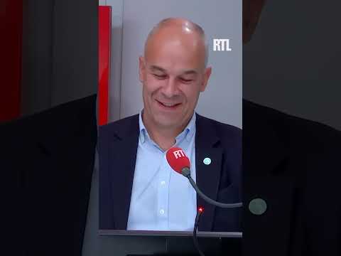 « Les agriculteurs en colère : le retour du caca sur les murs » 💩🤣