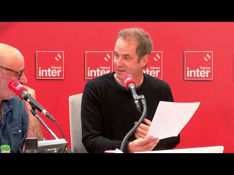 Sur scène avec Jul  – Tanguy Pastureau maltraite l&rsquo;info